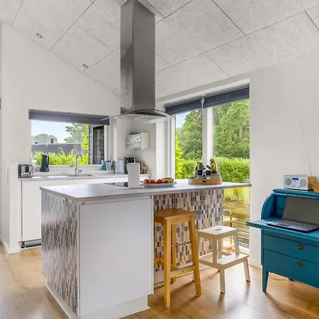 Dom wakacyjny Djuna - 475m From The Sea By Interhome *